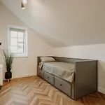 Old Brick Boutique 4*