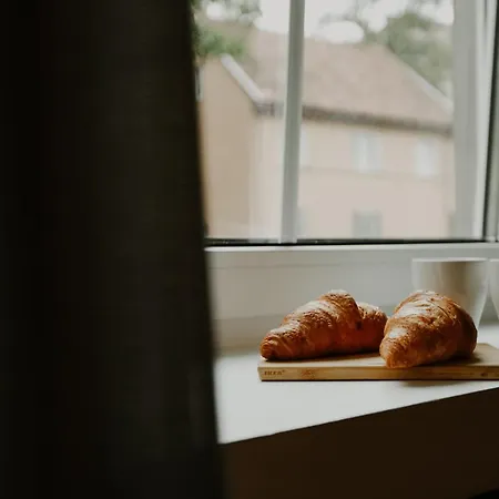 Old Brick Boutique 3*