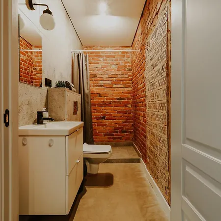 Old Brick Boutique Aparthotel