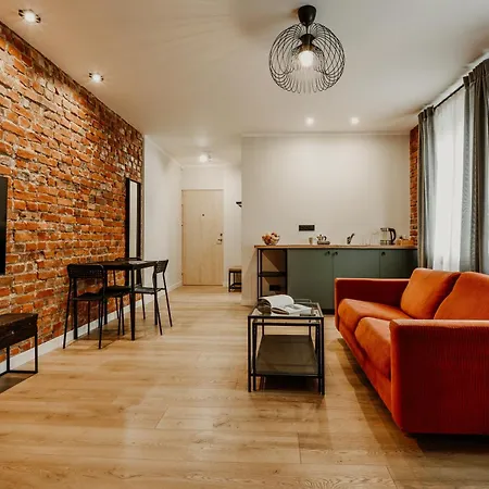 Old Brick Boutique Aparthotel *