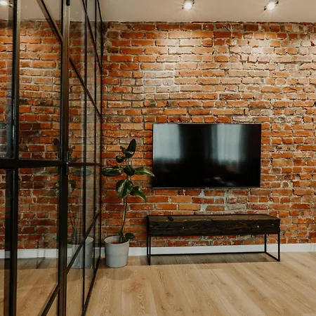 Aparthotel Old Brick Boutique 3*