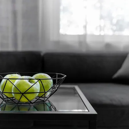 Old Brick Boutique 3*