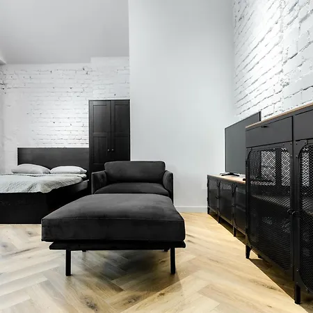 Old Brick Boutique Hotel apartamentowy Kłajpeda