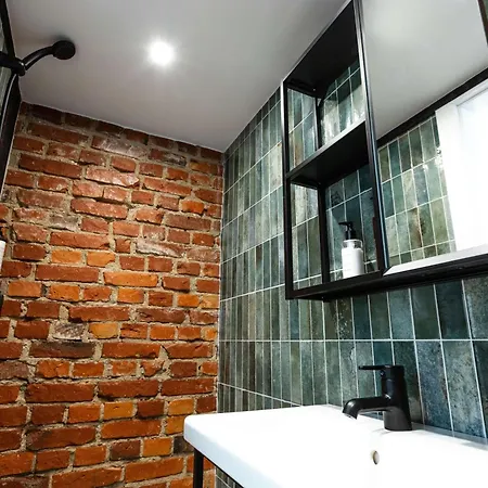 Old Brick Boutique