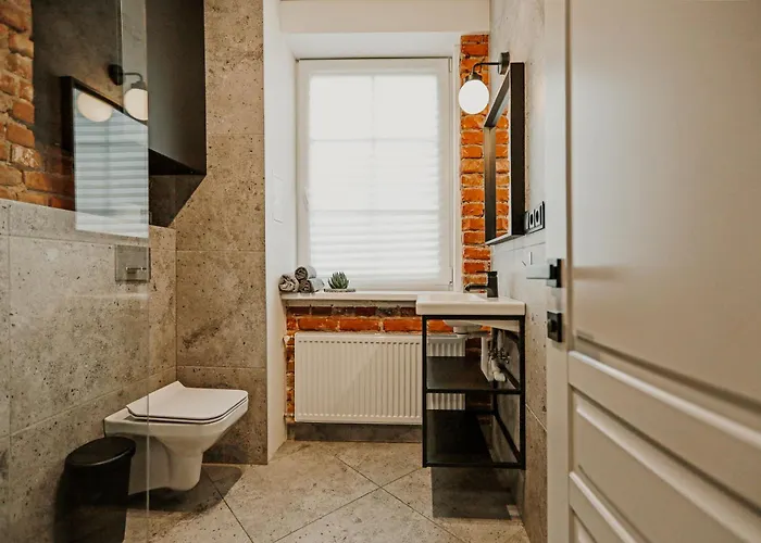 Hotel apartamentowy Old Brick Boutique