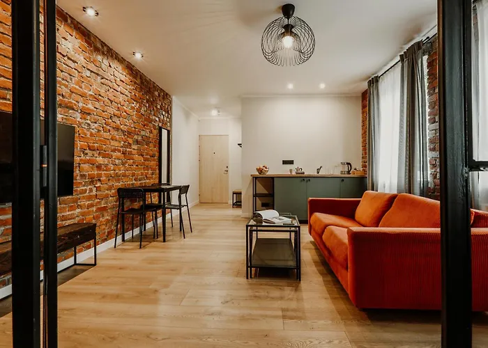 Old Brick Boutique Aparthotel 3*