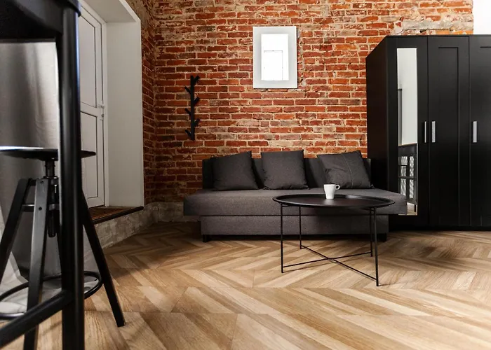 Old Brick Boutique 3*